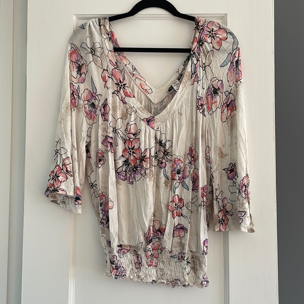Free People flower V-neck top S